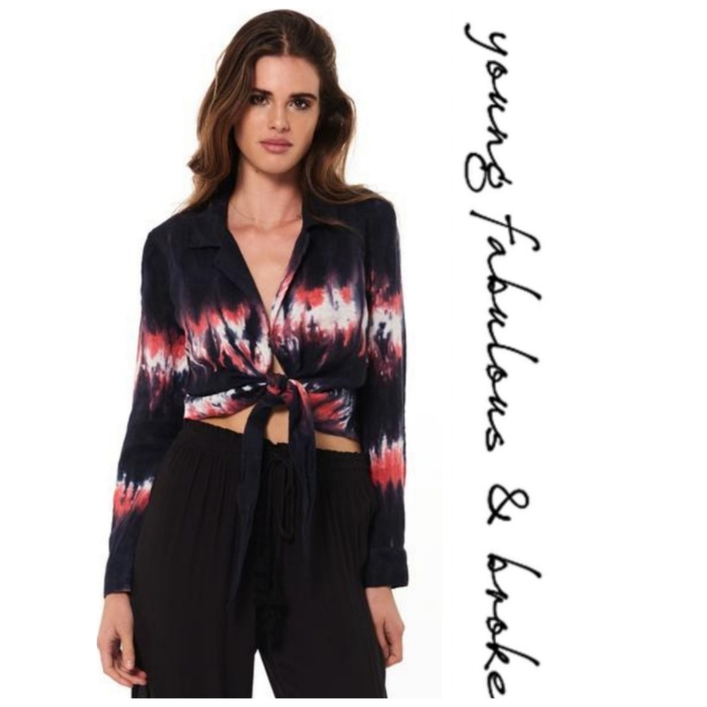 🦄NWT🦄 YFB MAXSON TOP